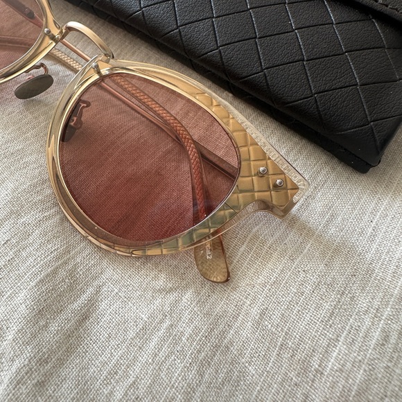 Bottega Veneta Beige and Pink Sunglasses with case BV0117S 006 - Picture 2 of 2